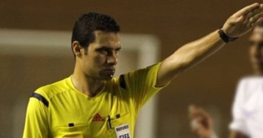 طاقم تحكيم مصري لإدارة مباراة الساوة أمام الاتحاد الليبي