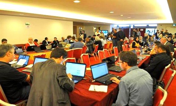 الرئيس تبون يأمر بتنظيم قطاع الاتصال  