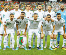 الركائـــز تعــدل عن الاعتزال الدولــــي