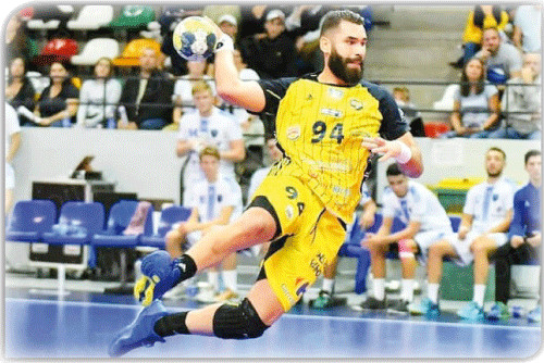 لاعب منتخب كرة اليد باستيان خرموش للنصر: حققت حلمي أخيرا وهذه  هي طموحاتي
