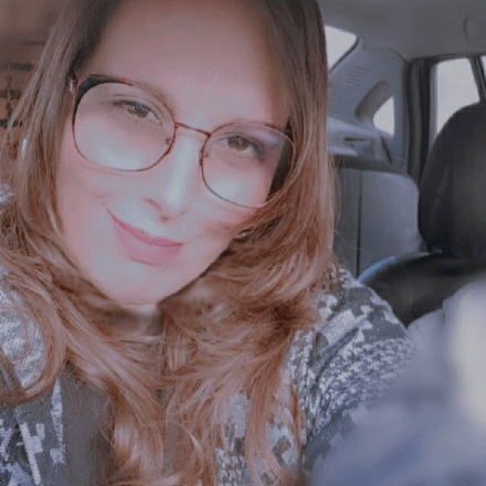الاِحتفال بالتّيه في ديوان 