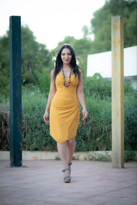الممثلــة ربيعـــة سحـاب للنصــــر: برامج  التجارب الاجتماعية قدمت البديل للمشاهد الجزائري