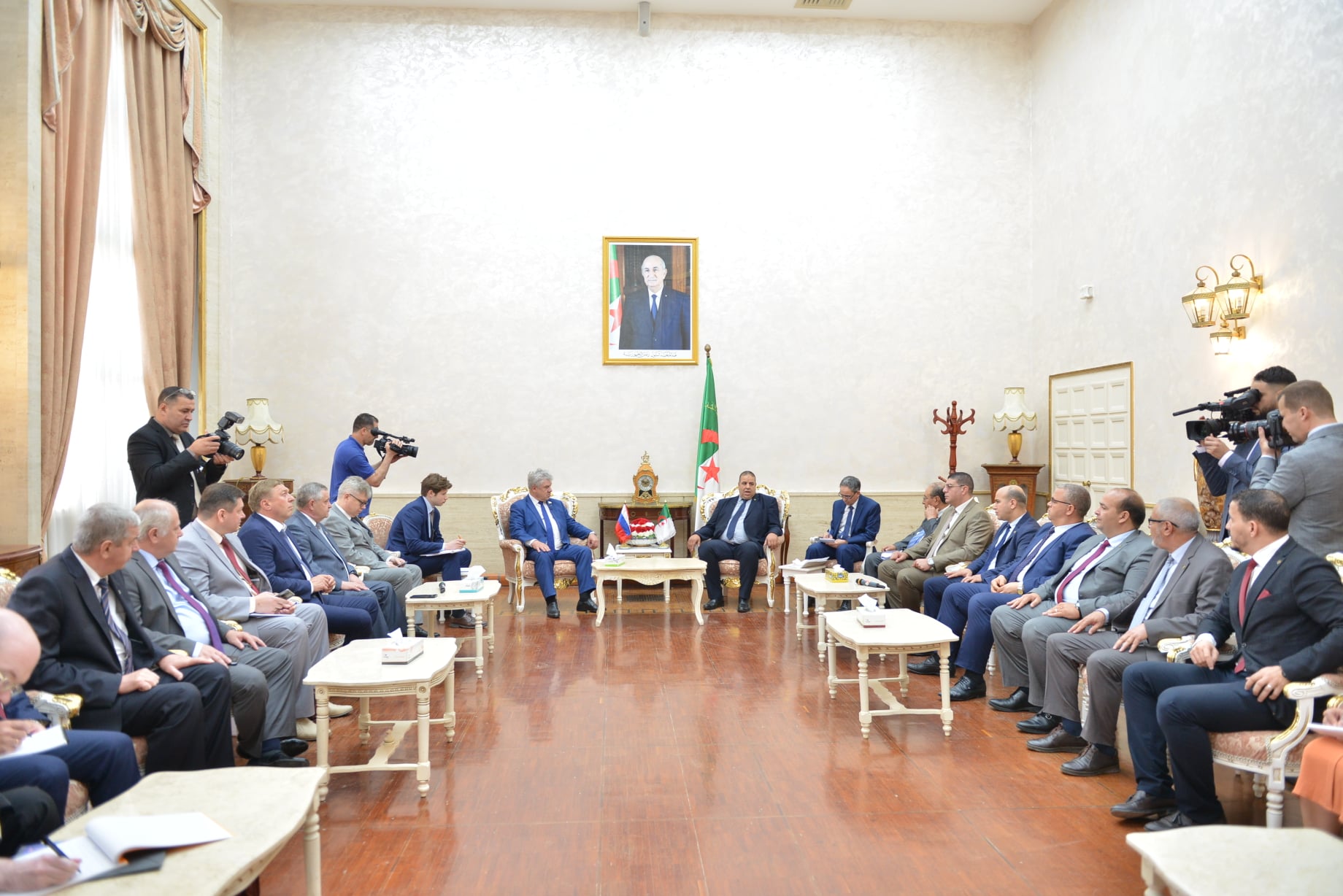 المجلس الشعبي الوطني: رئيس لجنة الدفاع الوطني يستقبل نظيره بالمجلس الفيدرالي للجمعية الفيدرالية الروسية 