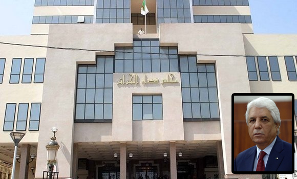 التماس 10 سنوات حبسا نافذا في حق وزير العدل الأسبق الطيب  لوح 