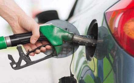 مدير نفطال يكشف عن تحويل 700 ألف مركبة إلى “سير غاز”:   زيـــــــــــادة هامـــش الربـــــح لن تؤثــــر على أسعــــار الوقـــــــود