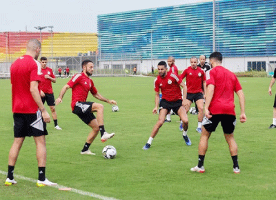  الشروع في إرسال الدعوات 