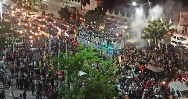 احتفالات بصعود الاتحاد إلى الرابطة المحترفة: ليلـــــة بيضـــــاء في خنشلـــــة