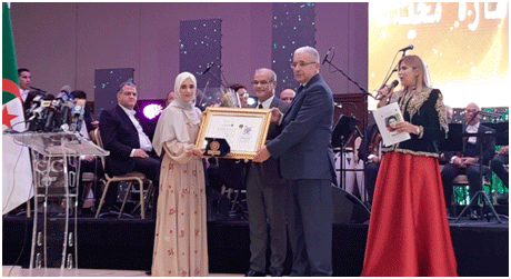 فيما تم تكريم عشرات الفنانين في يومهم الوطني 