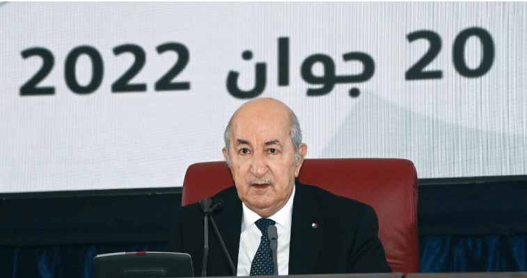 الرئيس تبون يؤكد على أهمية دور الشباب في تعزيز وتقوية الجبهة الداخلية