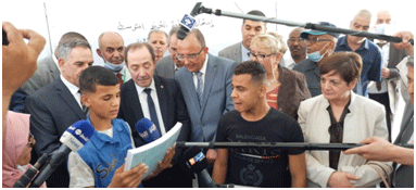 وزير التربية يعطي إشارة انطلاق امتحانات شهادة التعليم المتوسط ويؤكد : لم نسجل أي تسريبات لمواضيع اليوم الأول 