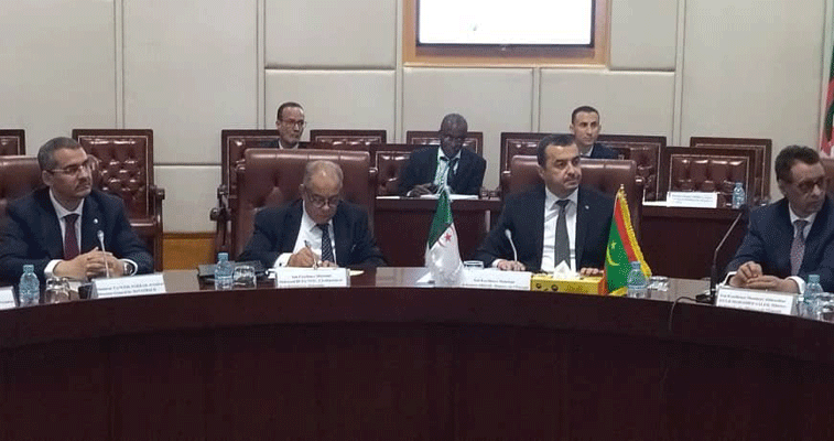 استقبل بنواكشوط من طرف الرئيس الموريتاني:  عرقاب يؤكد على تطوير الشراكة الاستراتيجية الجزائرية-الموريتانية