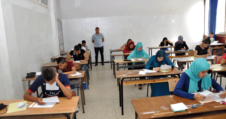 في ظل إجراءات تنظيمية وأمنية محكمة لإنجاح الموعد: أزيد من 740 ألف تلميذ يجتازون شهادة التعليم المتوسط