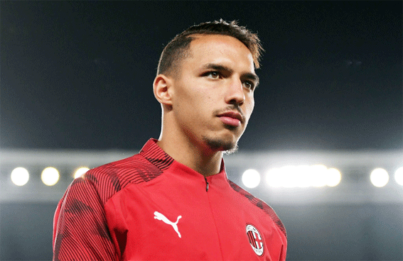 بن ناصر يفاجئ مسؤولي 