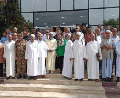  الأئمة يحيون يومهم الوطني