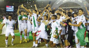 في دورة عرفت مشاركة قياسية