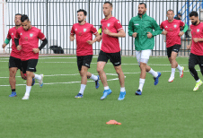 الهلال يتربص مجددا بمركز 