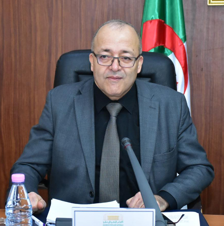   وزير الاتصال: قضية الهاربة أميرة بوراوي 