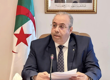 وزير الصناعة أحمد زغدار: تحـويل أصول 15 شــركة إلـــى القطاع العمومـــي
