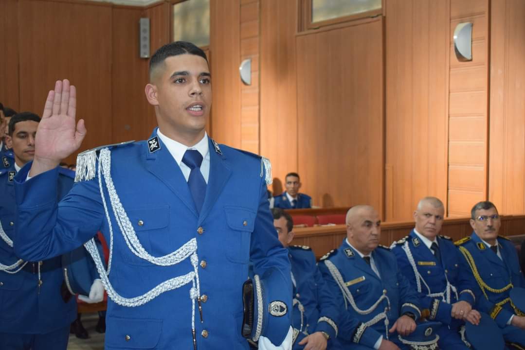 سطيف: 171 طالب ضابط شرطة رئيسي يؤدون اليمين القانونية 