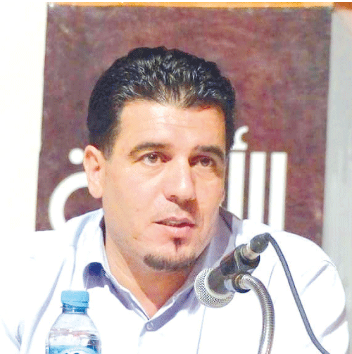 الكاتب والناقد عبد الحميد ختالة للنصر
