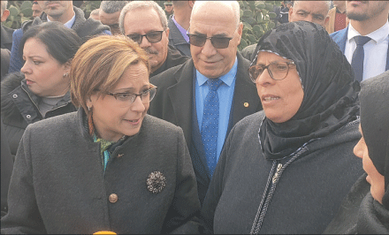 أطلقتها وزير ة التضامن بسكيكدة:  قافلة طبيّة للتلقيح ضد الأفلـونزا في المنـاطق النائية