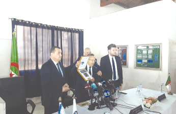 توقيع اتفاقيتي شراكة بين ثلاثة قطاعات وزارية في مجال الانتقال الطاقوي: نحو تصنيع أول بطارية جزائرية لتخزين الطاقة الشمسية