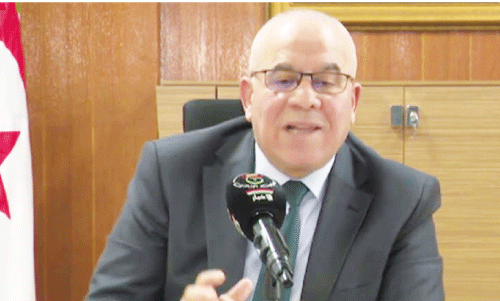 وزير العمل يتعهّد بطي ملفات عقود ما قبل الإدماج هذه السنة: صبّ الزيـادة في الأجـور والمعـاشـات انطلاقـا من 10 مــارس 
