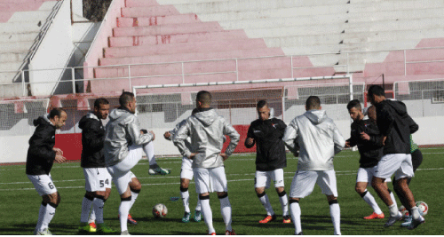 شباب قايس  في بئر العاتر بالأواسط