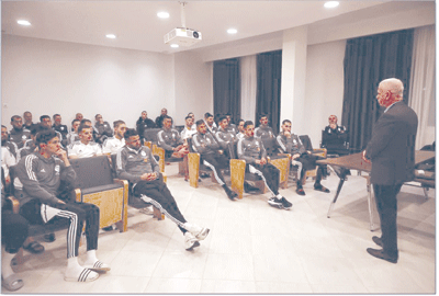 رسم خارطة طريق جديدة:  رئيـــــس الفـــــــاف يؤكـــد التحــاق عناصـــر أخرى مستقبــــلا   