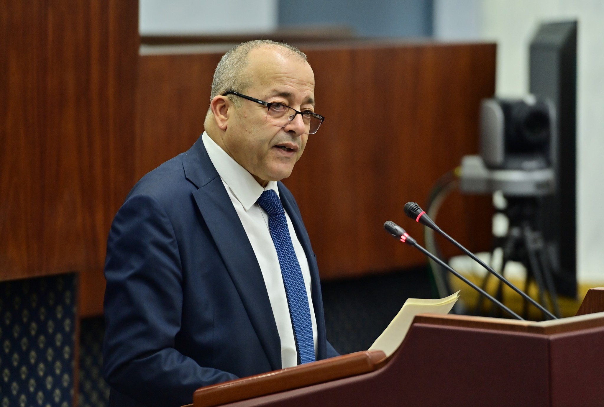 وزير الاتصال يعرض مشروع القانون العضوي المتعلق بالإعلام