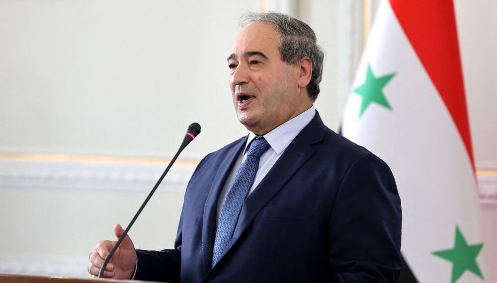 وزير الخارجية السوري يشيد بموقف الجزائر الثابت إزاء الأزمة ببلاده منذ بدايتها  
