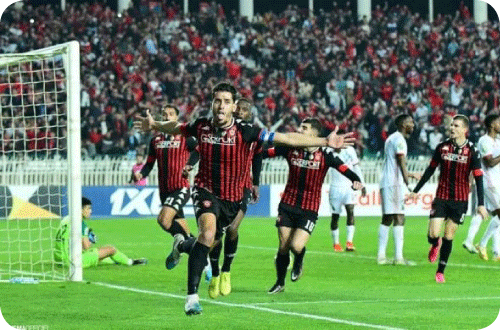 ذهاب ربع نهائي كأس الكــاف: اتحاد الجزائر يقترب من المربع الذهبــي 