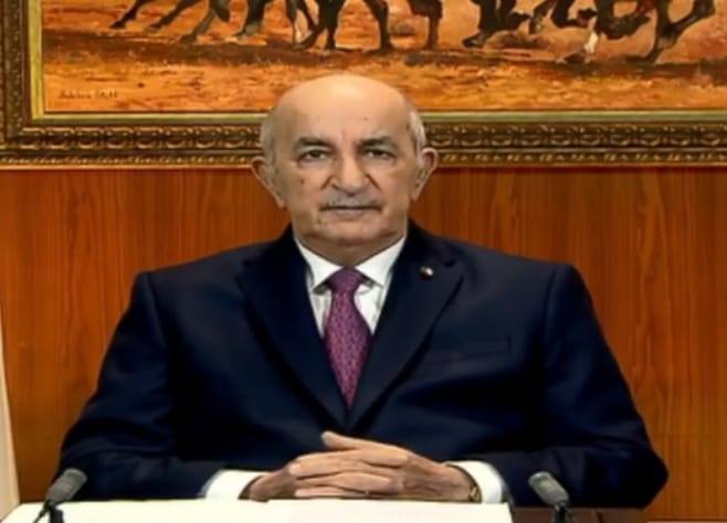  الرئيس تبون يرجح أن يتم تصنيع اللقاح الروسي 