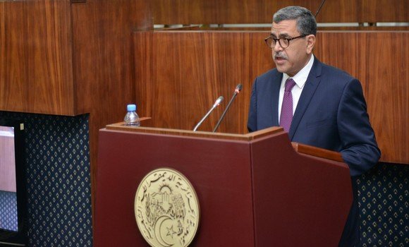  الوزير الأول: تعديل الدستور هو استجابة لإرادة الشعب التي عبر عنها من خلال حراكه المبارك الأصيل