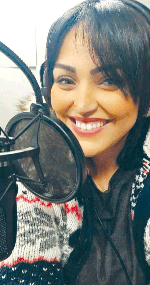 الإعلامية الجزائرية أمينة بوعماري للنصر