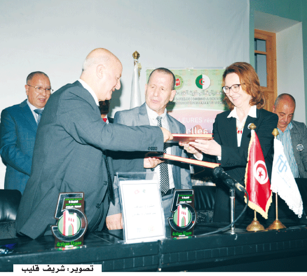 الصالون الدولي للسياحة: عقد اتفاقيتي شراكة بين هيئات محلية ودولية