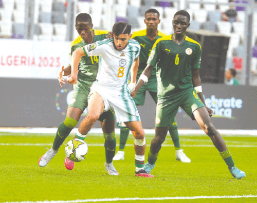 المنتخب السنغالي كشّر عن أنيابه في الدور الأول:  خـــــروج حامـــــل اللقـــب أكبــــر مفاجـــــآت دور المجمـــــوعــــات