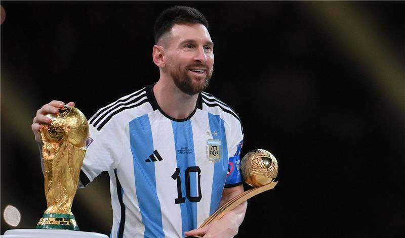 ميسي في الهلال السعودي بنسبة كبيرة 