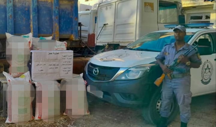 تبسة: إحباط محاولة تهريب 200 قنطار من أعلاف الدجاج بنقرين 