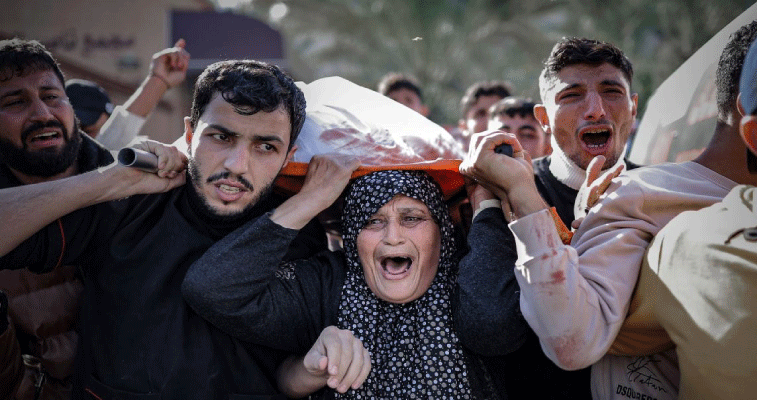 وسط صمت دولي وضوء أخضر للاحتلال لمواصلة جرائمه: غـــزة تحتــــرق وسكانهـــا يُبـادون في أبشع حرب عرفها التاريخ 