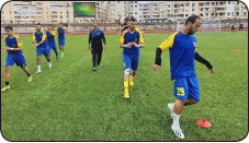 نجم بوعقال: تحفيـزات للاعبـين قبـل موقعـة بومـرداس