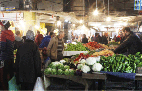 جمعية التجار تقدر نسبة الانخفاض في الأسعار بـ 20 بالمئة: وفرة وتراجع في أسعار الخضر و الفواكه