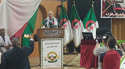 في تجمع للأمين العام للمركزية النقابية بالوادي: تأكيد على تكريس ثقافة الحوار والتواصل داخل المحيط العمالي