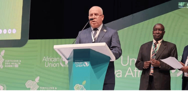 القمة الإفريقية حول الأسمدة بنيروبي: رئـيس الجمهورية يبرز الدور الريادي للجزائر في مجــال الأسمدة عالمـــيا