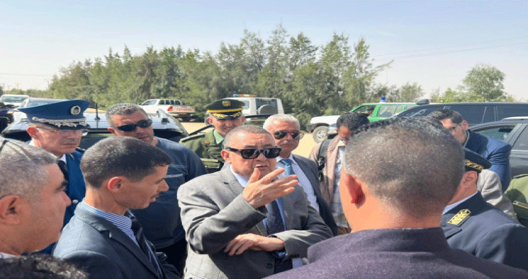 وزير الداخلية  يؤكد من خنشلة: الرئيــــس يعمــــل علـــى تغييـــــر الأوضـــــاع وتحصـــــين البـــــلاد