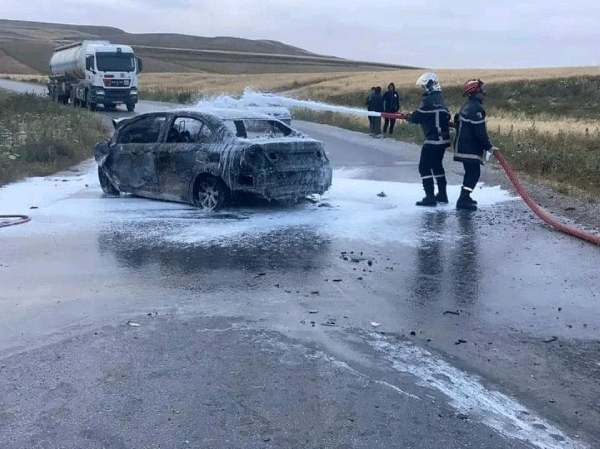 في حادث اصطدام بين سيارة وشاحنة وقود: تفحم 6 أشخاص بمنطقة الحجاج في عين عبيد
