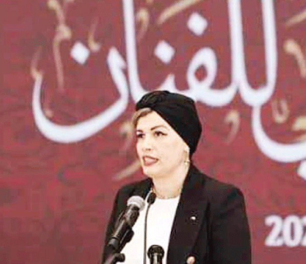 مولوجي تعلن عن إنشاء أوركسترا الجزائر السيمفونية الدولية: إعــادة فتح صندوق دعم السينما والآداب والفنون