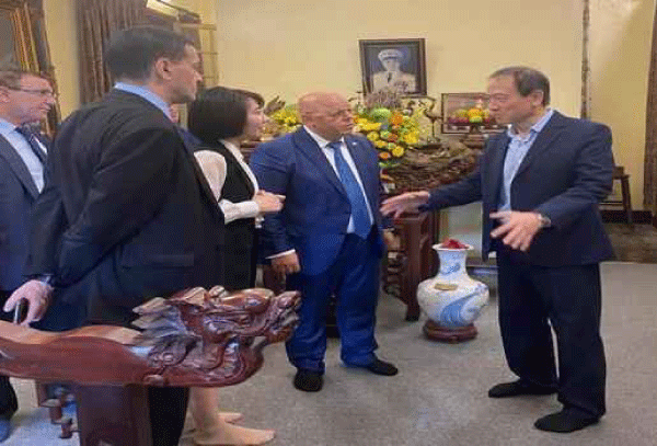 الرئيس الفيتنامي يستقبل وزير المجاهدين العيد ربيقة و يؤكد: التطلع إلى الارتقاء بالتعاون إلى مستوى مؤهلات البلدين 