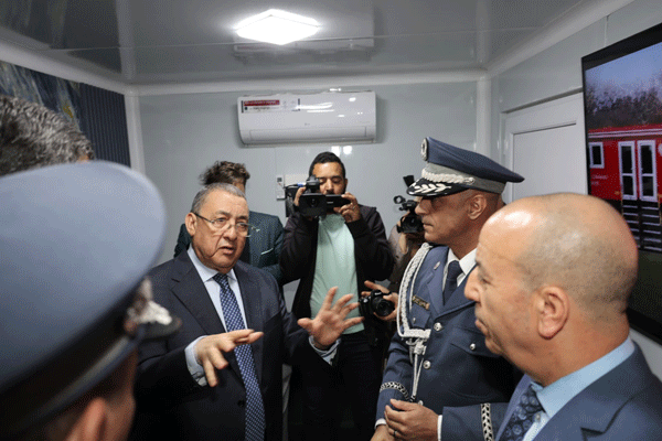 وزير الداخلية يبرز الجهود المعتبرة لمنتسبي هذا السلك: الموافقــــة علــــى استحداث ما يفــــوق 2200 منصـــب بالحمايـــة المدنيـــة