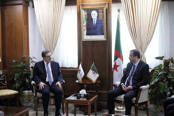 عرقاب يتباحث مع الأمين العام لمنتدى الدول المصدرة للغاز: تأكيـد التـزام الجـزائر بتعـزيز التعــاون في مجال الغاز الطبيعي